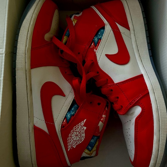 Jordan Other - Barcelona Jordan 1 mid red